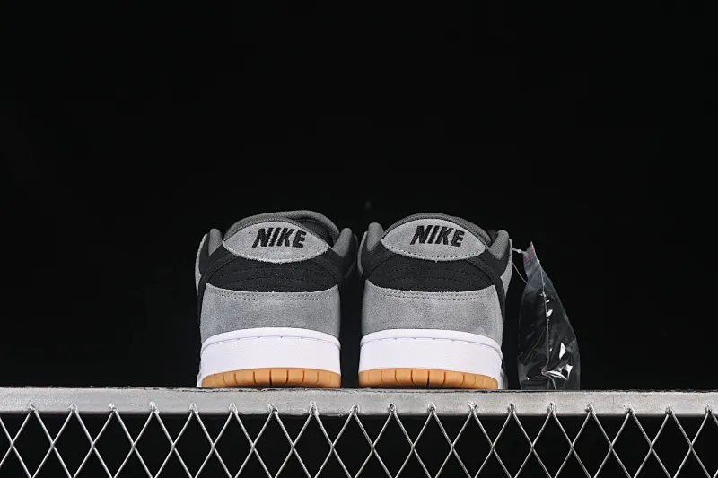All categories Nk SB Dunk series Nk SB Dunk Low low-top sneakers Nike SB Dunk Low black gray low-top casual sneakers HF3063-001